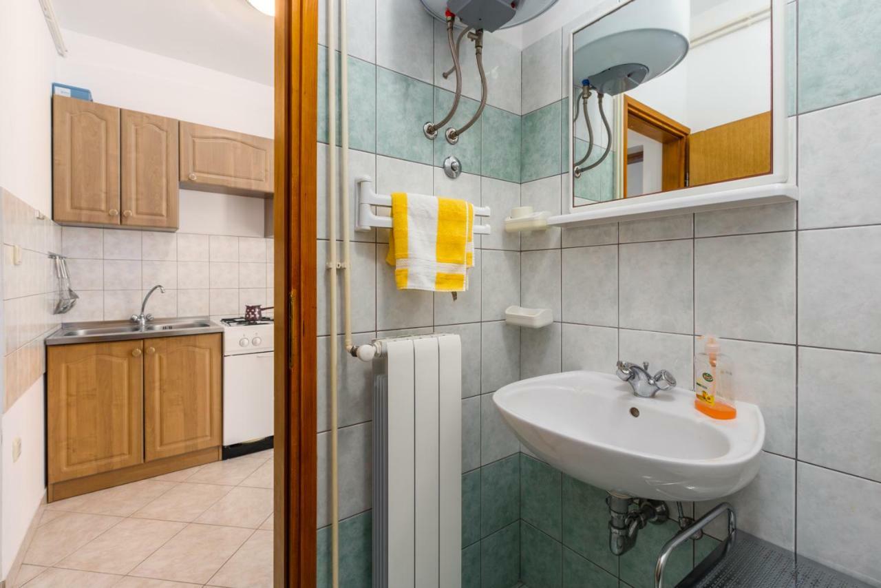 Apartment Softic พูลา ภายนอก รูปภาพ